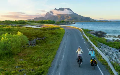 Lad Opp batteriene med sommerferie i eventyrlige Nord-Norge 💚